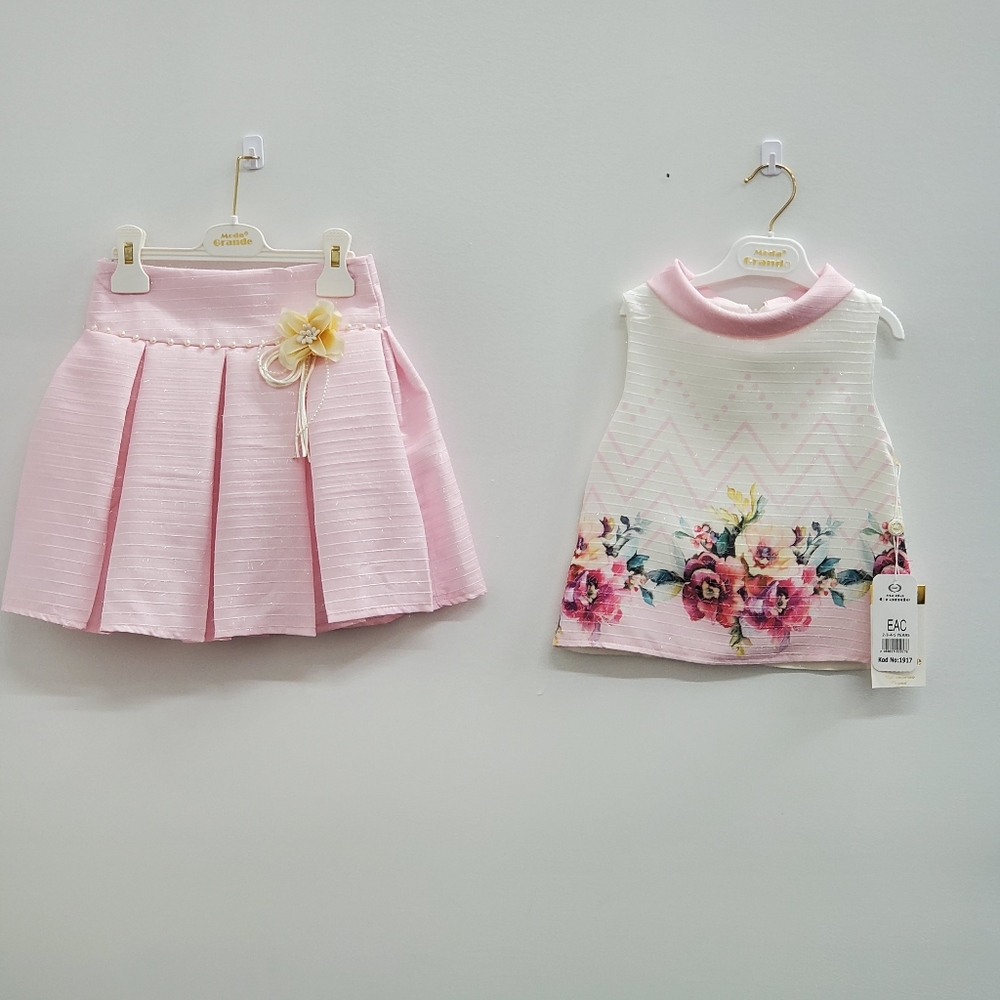 Kids clothes